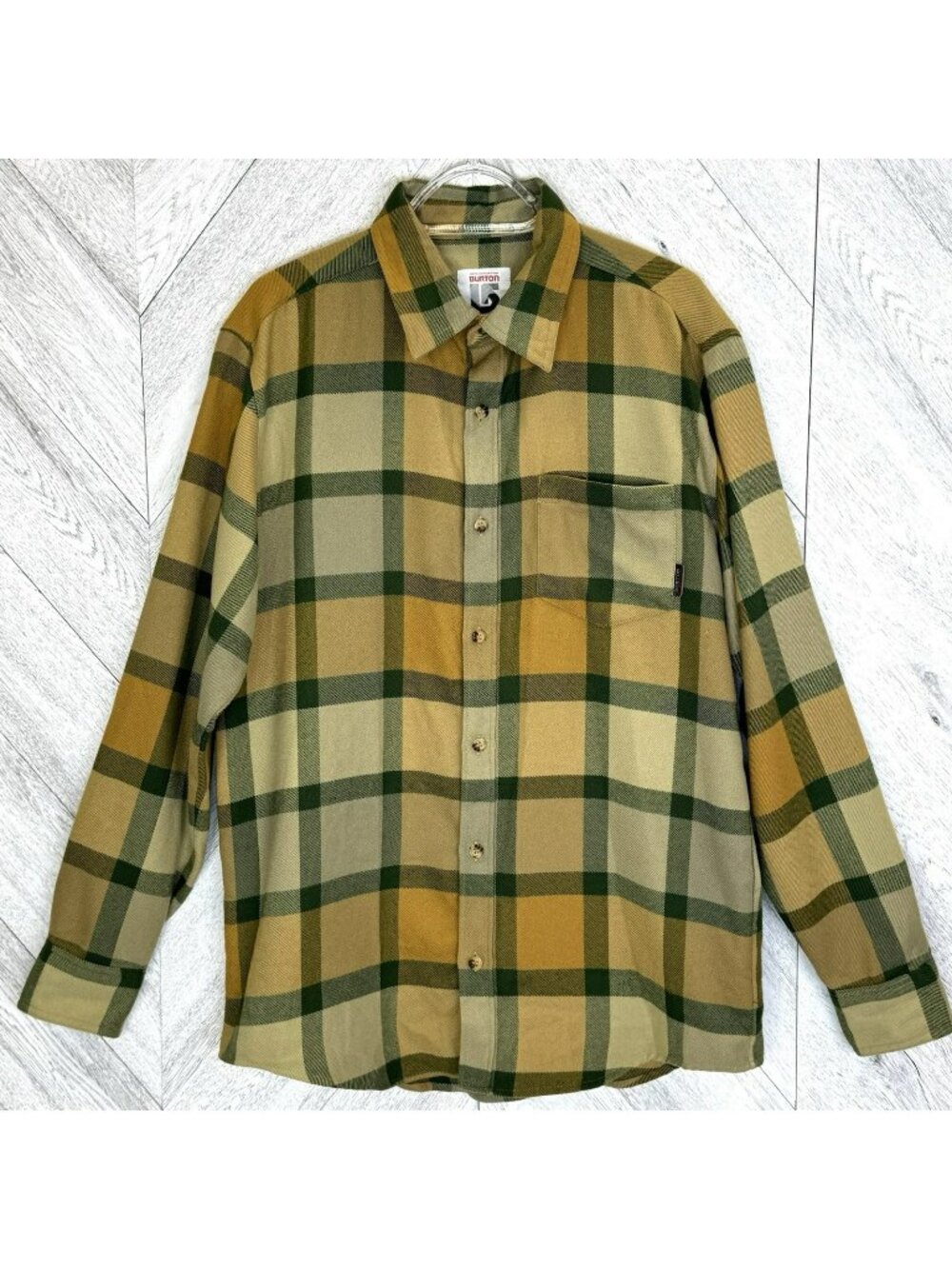 Burton DRYRIDE Flannel Shirt Mens Medium Green Plaid  Button Up Outdoor Gorpcore